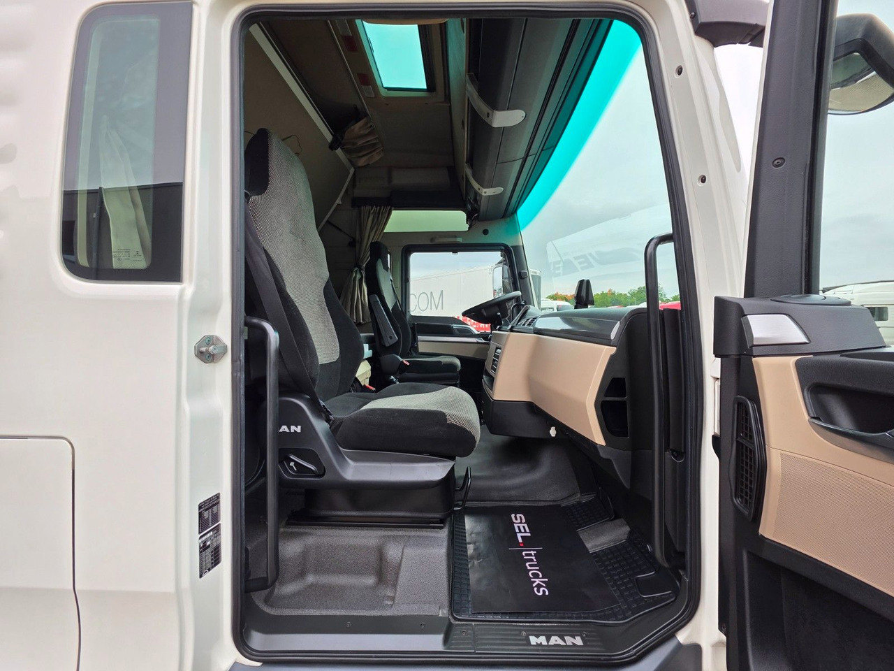 Тягач MAN TGX 18.460 4X2 LLS-U / Retarder: фото 17