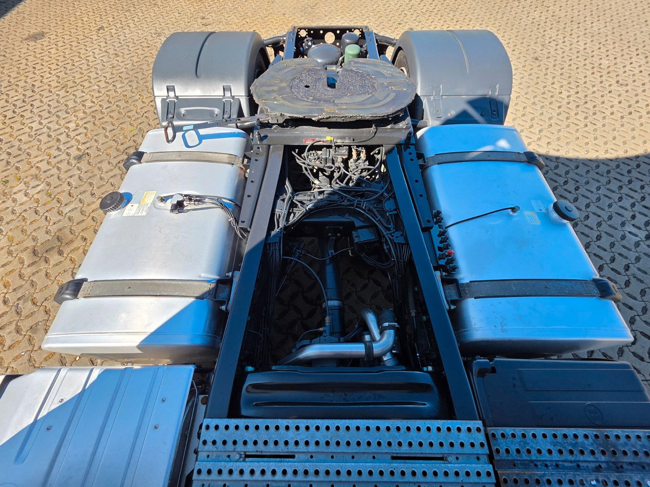 Тягач MAN TGX 18.460 4x2 LLS-U / Retarder / ADR AT: фото 10 Тягач MAN TGX 18.460 4x2 LLS-U / Retarder / ADR AT: фото 10