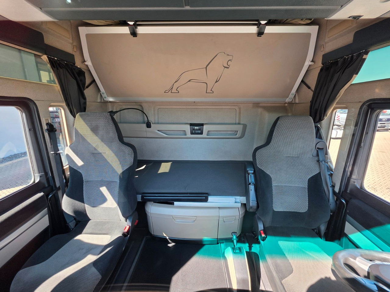 Тягач MAN TGX 18.460 4x2 LLS-U / Retarder / ADR AT: фото 20 Тягач MAN TGX 18.460 4x2 LLS-U / Retarder / ADR AT: фото 20