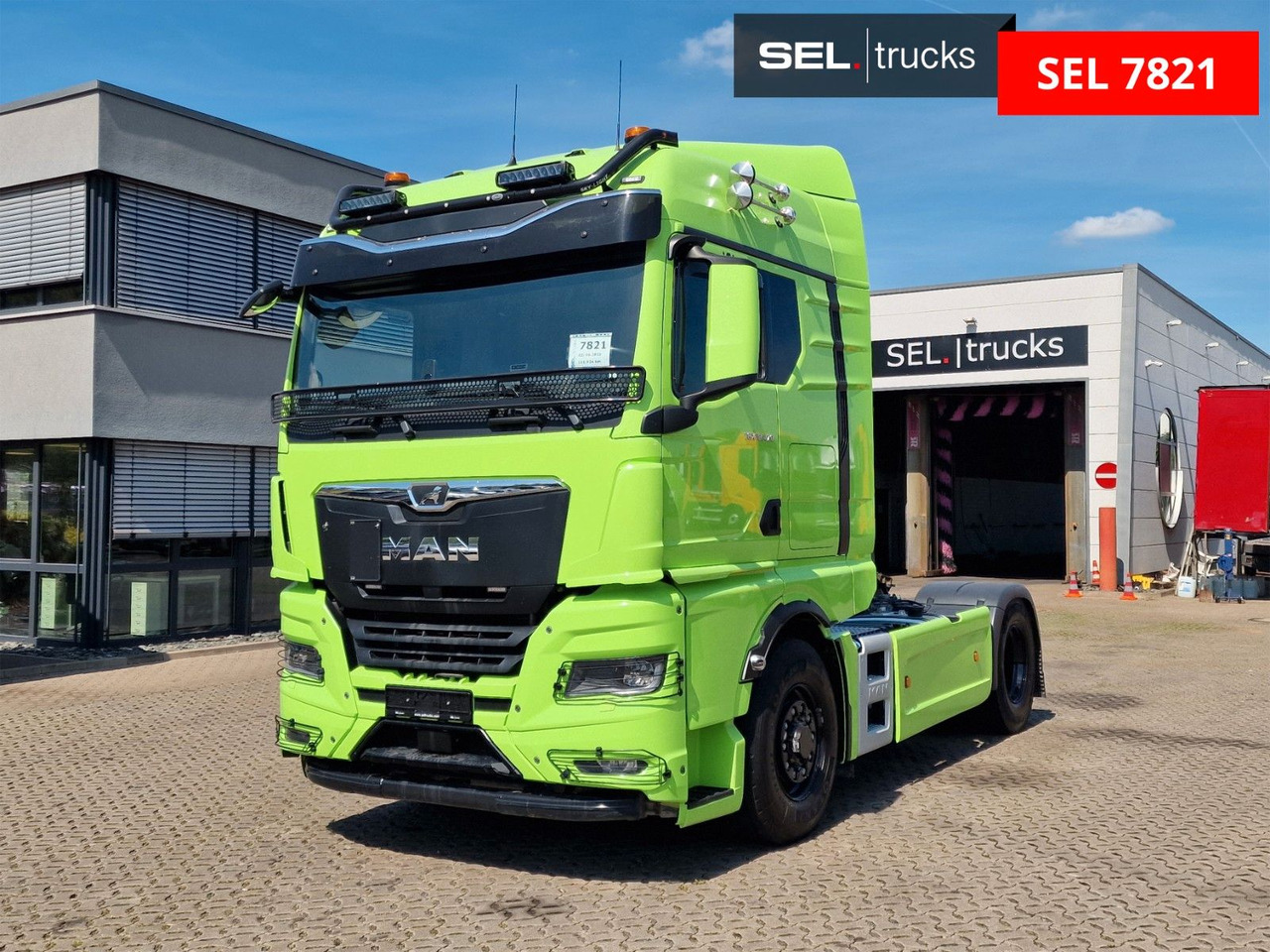 MAN TGX 18.470 4x4H BL SA / Kipph./ 4x4H/ Pritarder - Тягач: фото 1 MAN TGX 18.470 4x4H BL SA / Kipph./ 4x4H/ Pritarder - Тягач: фото 1