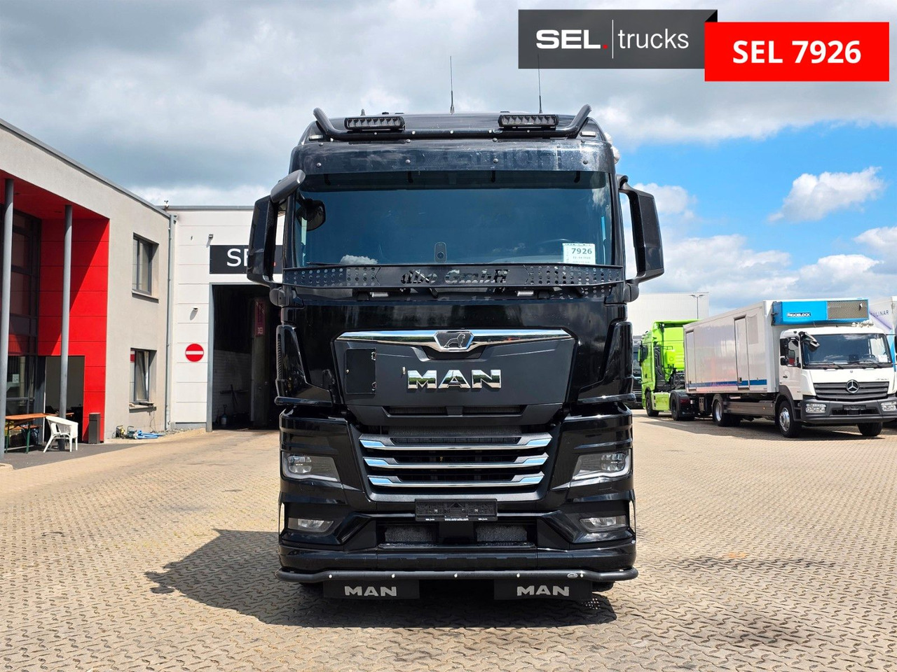 MAN TGX 18.580 4x2 BL SA / ZF Intarder / D38 / 6E - Тягач: фото 2 MAN TGX 18.580 4x2 BL SA / ZF Intarder / D38 / 6E - Тягач: фото 2