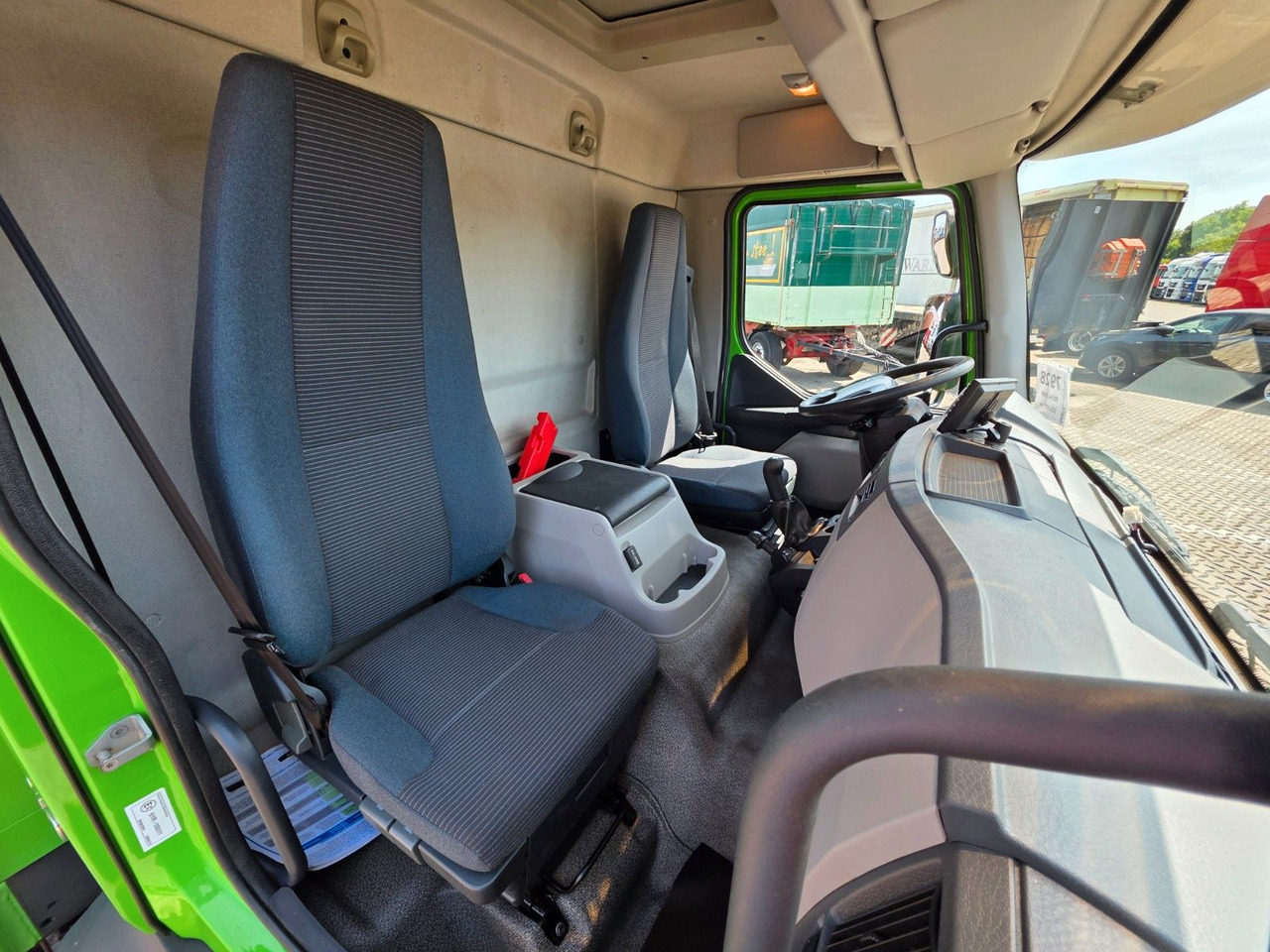 Тентованный грузовик Volvo FL 240: фото 19