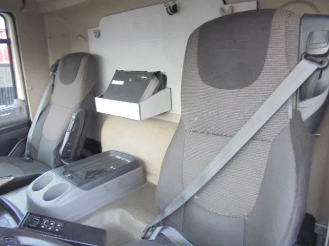 Мусоровоз DAF CF 290 6X2: фото 8 Мусоровоз DAF CF 290 6X2: фото 8