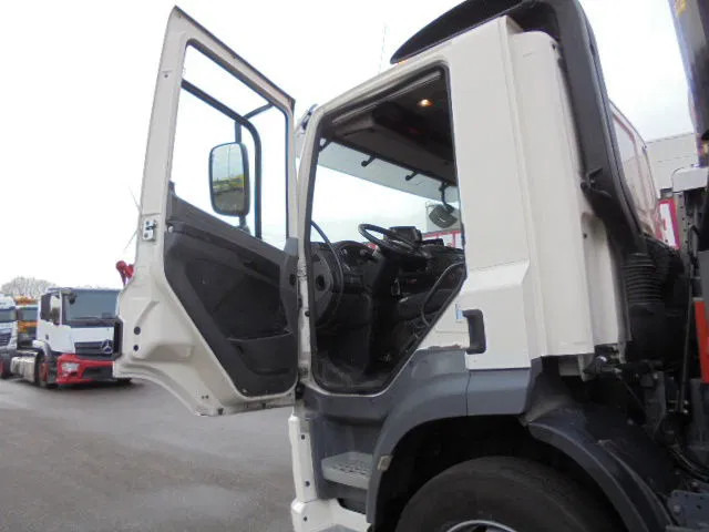 Мусоровоз DAF CF 290 6X2: фото 6 Мусоровоз DAF CF 290 6X2: фото 6