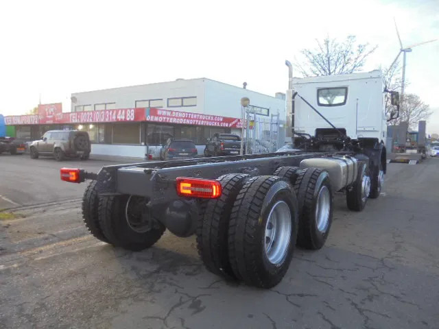 DAF XDC 450 8X4 DEMO UNUSED RHD - Грузовик-шасси: фото 4 DAF XDC 450 8X4 DEMO UNUSED RHD - Грузовик-шасси: фото 4