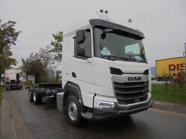 DAF XF 480 6X2 MET FABRIEKS GARANTIE - Грузовик-шасси: фото 3 DAF XF 480 6X2 MET FABRIEKS GARANTIE - Грузовик-шасси: фото 3