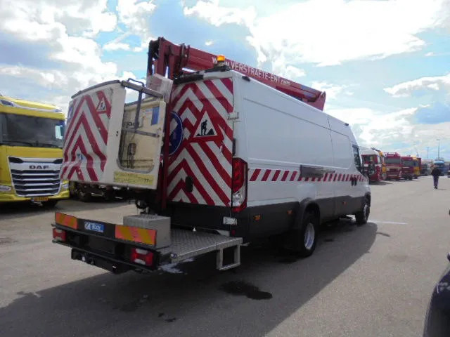 Iveco Daily 70 70C17 - Грузовик, Автоманипулятор: фото 5 Iveco Daily 70 70C17 - Грузовик, Автоманипулятор: фото 5