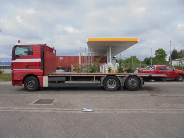 Грузовик бортовой/ Платформа MAN TGX 26.440 6X2 GESTUURDE AS: фото 9