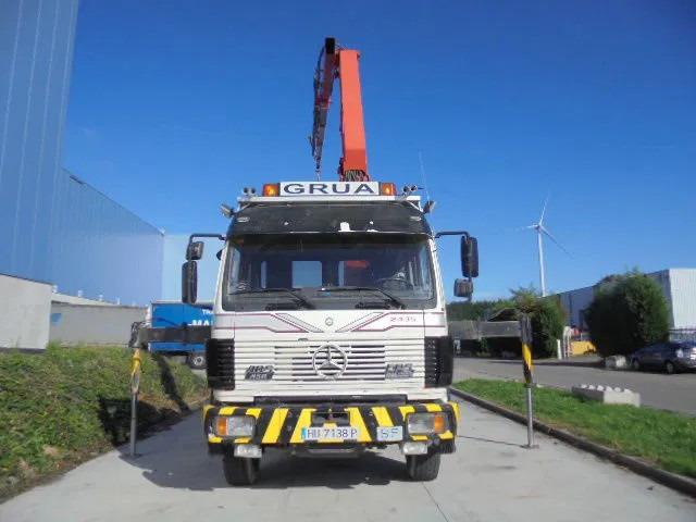 Mercedes-Benz 2435 S/6X2/4 + ROBSON DRIVE - Эвакуатор: фото 3 Mercedes-Benz 2435 S/6X2/4 + ROBSON DRIVE - Эвакуатор: фото 3