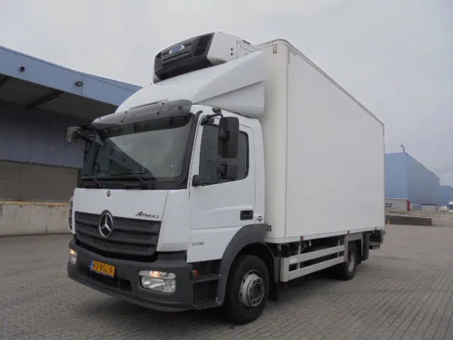 Mercedes-Benz Atego 1218 - Изотермический грузовик: фото 1 Mercedes-Benz Atego 1218 - Изотермический грузовик: фото 1