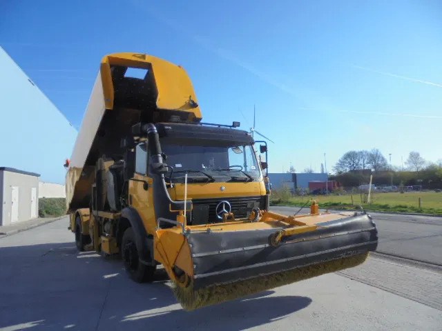 Mercedes-Benz SK 1920 NL TRUCK - Подметально-уборочная машина: фото 3 Mercedes-Benz SK 1920 NL TRUCK - Подметально-уборочная машина: фото 3