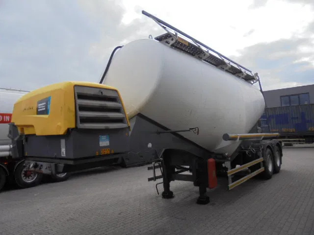 Saitek BULKTRAILER - Полуприцеп-цистерна: фото 1 Saitek BULKTRAILER - Полуприцеп-цистерна: фото 1