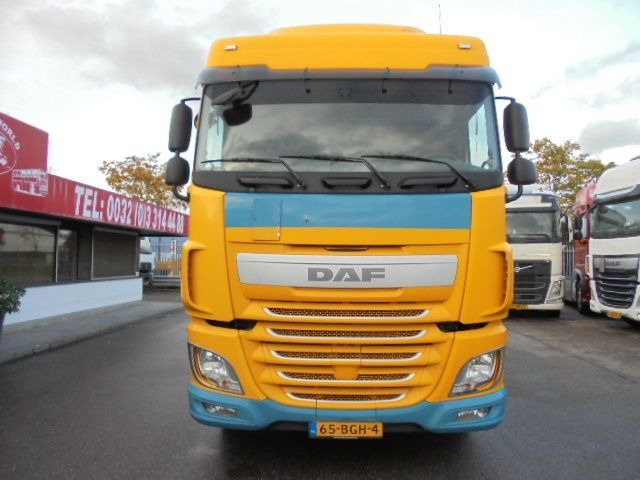 DAF XF 440 - Тягач: фото 2 DAF XF 440 - Тягач: фото 2