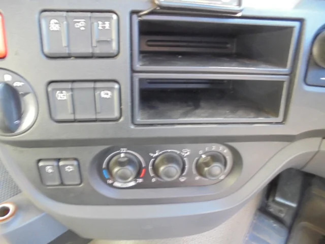 Тягач DAF XF 460 6X2 EUR6 RHD: фото 11