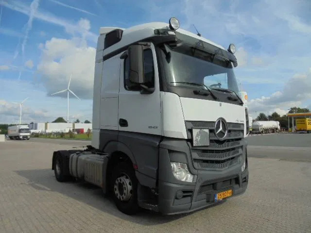 Mercedes-Benz Actros 1842 - Тягач: фото 3 Mercedes-Benz Actros 1842 - Тягач: фото 3