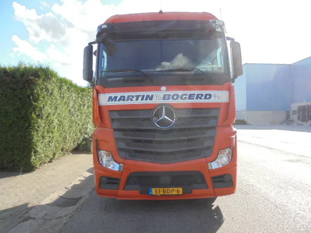 Mercedes-Benz Actros 1842 LS ENGINE NOT OK - Тягач: фото 2 Mercedes-Benz Actros 1842 LS ENGINE NOT OK - Тягач: фото 2