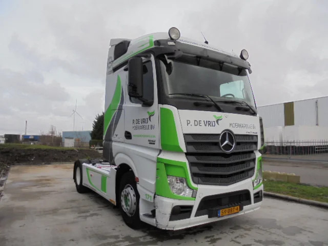 Mercedes-Benz Actros 1842 LS EUR6 - Тягач: фото 3 Mercedes-Benz Actros 1842 LS EUR6 - Тягач: фото 3