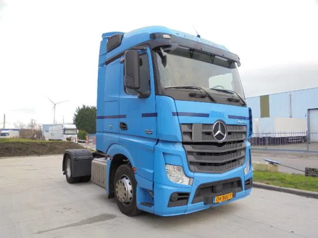 Mercedes-Benz Actros 1842 LS EUR6 - Тягач: фото 3 Mercedes-Benz Actros 1842 LS EUR6 - Тягач: фото 3