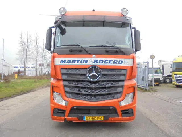 Mercedes-Benz Actros 1842 LS NL TRUCK - Тягач: фото 2 Mercedes-Benz Actros 1842 LS NL TRUCK - Тягач: фото 2