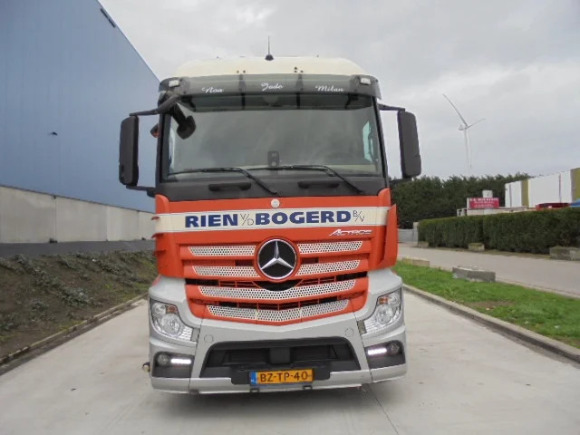 Mercedes-Benz Actros 1942 LS - Тягач: фото 2 Mercedes-Benz Actros 1942 LS - Тягач: фото 2