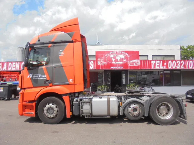 Mercedes-Benz Actros 2343 6X2 VOORLOOPAS - Тягач: фото 5 Mercedes-Benz Actros 2343 6X2 VOORLOOPAS - Тягач: фото 5