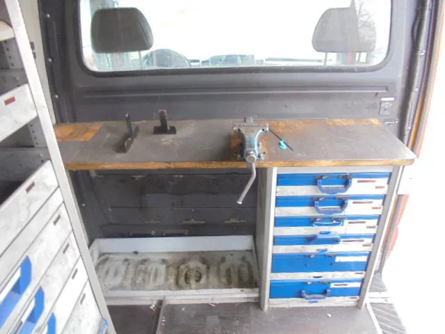 Volkswagen Crafter 35 BESTEL L2 H2 2.5 TDI 80 KW SERVICE CAR COMPLEET - Цельнометаллический фургон: фото 4 Volkswagen Crafter 35 BESTEL L2 H2 2.5 TDI 80 KW SERVICE CAR COMPLEET - Цельнометаллический фургон: фото 4