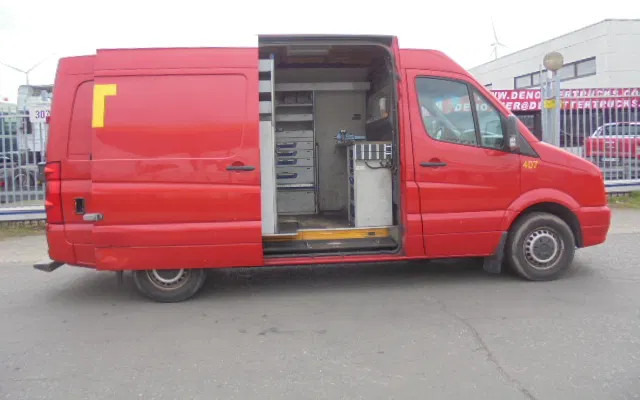 Volkswagen Crafter 35 BESTEL L2 H2 2.5 TDI 80 KW SERVICE CAR COMPLEET - Цельнометаллический фургон: фото 3 Volkswagen Crafter 35 BESTEL L2 H2 2.5 TDI 80 KW SERVICE CAR COMPLEET - Цельнометаллический фургон: фото 3