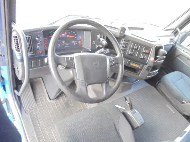 Тентованный грузовик Volvo FH 460 6X2 NL TRUCK: фото 12 Тентованный грузовик Volvo FH 460 6X2 NL TRUCK: фото 12