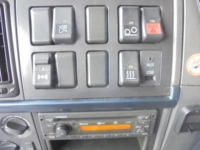 Тентованный грузовик Volvo FH 460 6X2 NL TRUCK: фото 14 Тентованный грузовик Volvo FH 460 6X2 NL TRUCK: фото 14