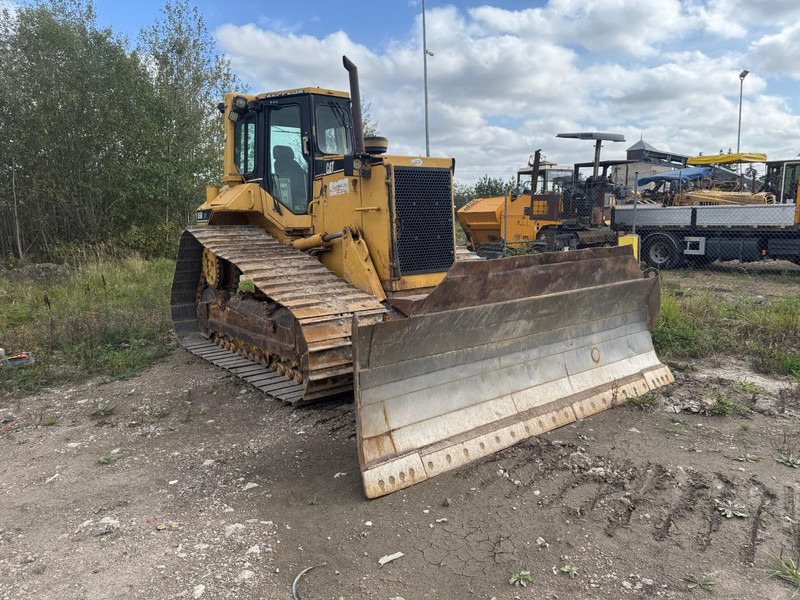 Caterpillar D6M - Бульдозер: фото 2 Caterpillar D6M - Бульдозер: фото 2