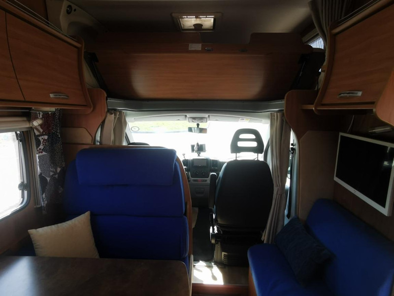Альковный автодом Fiat Chausson Flash 13: фото 17
