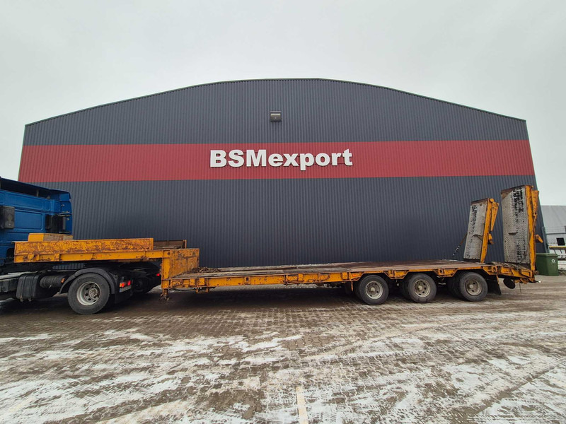 Goldhofer Stpa3 - Низкорамный полуприцеп: фото 2 Goldhofer Stpa3 - Низкорамный полуприцеп: фото 2