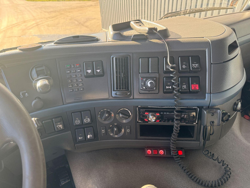 Тягач Volvo FM 12 + HMF 2220 K5 + remote control: фото 7