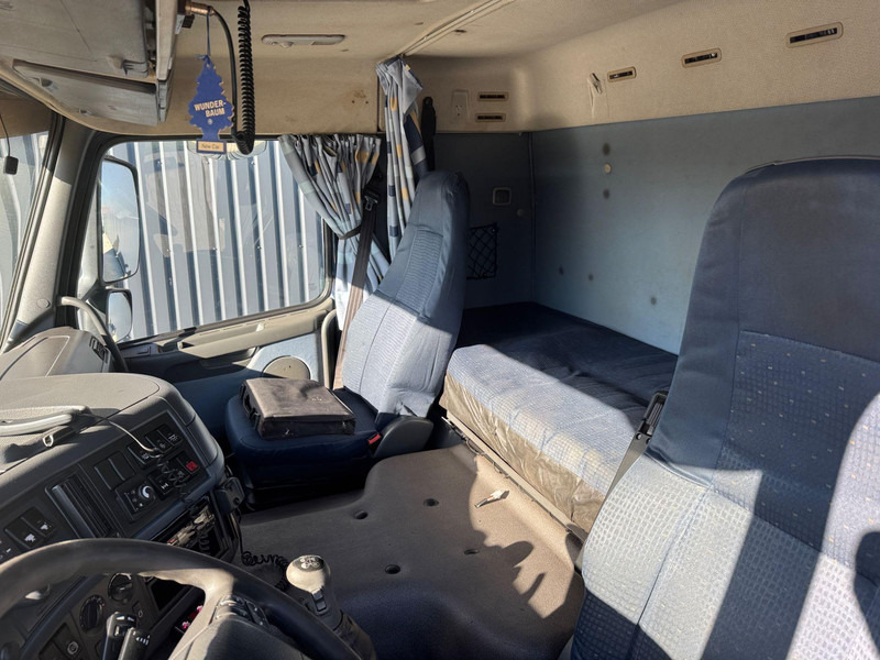 Тягач Volvo FM 12 + HMF 2220 K5 + remote control: фото 6
