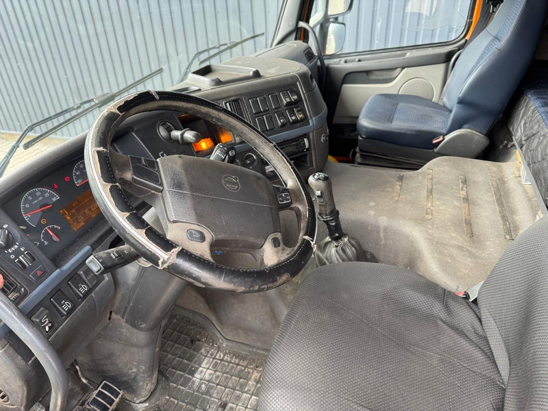 Volvo FM 440, 6x4, spring/spring, manual gearbox - Грузовик-контейнеровоз/ Сменный кузов: фото 5 Volvo FM 440, 6x4, spring/spring, manual gearbox - Грузовик-контейнеровоз/ Сменный кузов: фото 5