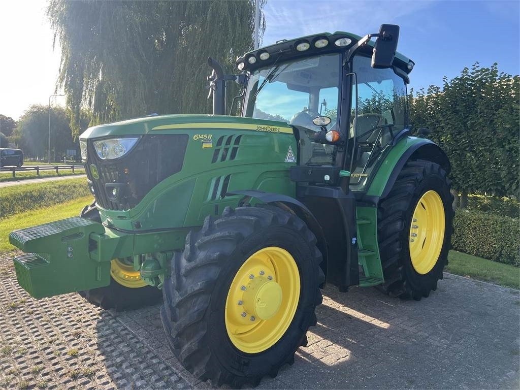 John Deere 6145R - Трактор: фото 2 John Deere 6145R - Трактор: фото 2