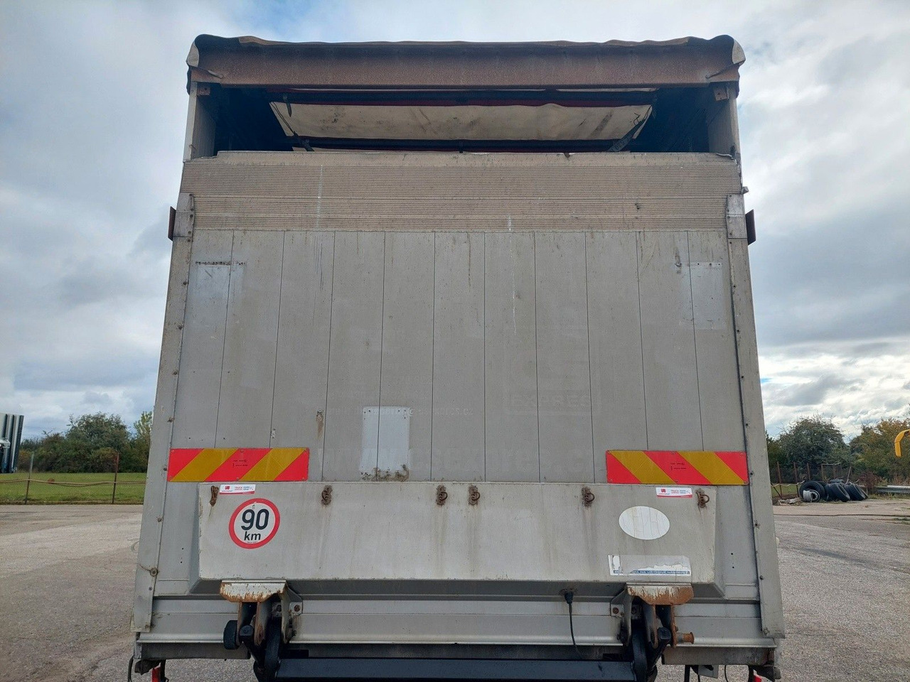 DAF FA LF 45.220 G12 4x2 - Тентованный грузовик: фото 5 DAF FA LF 45.220 G12 4x2 - Тентованный грузовик: фото 5