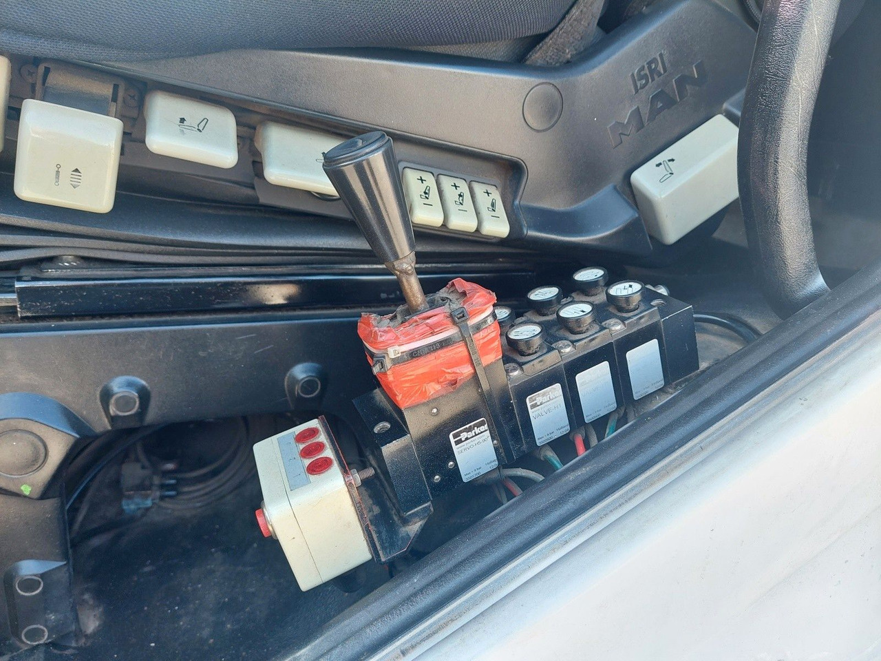 Тентованный грузовик MAN ME 18.280 BB 4x2: фото 10 Тентованный грузовик MAN ME 18.280 BB 4x2: фото 10