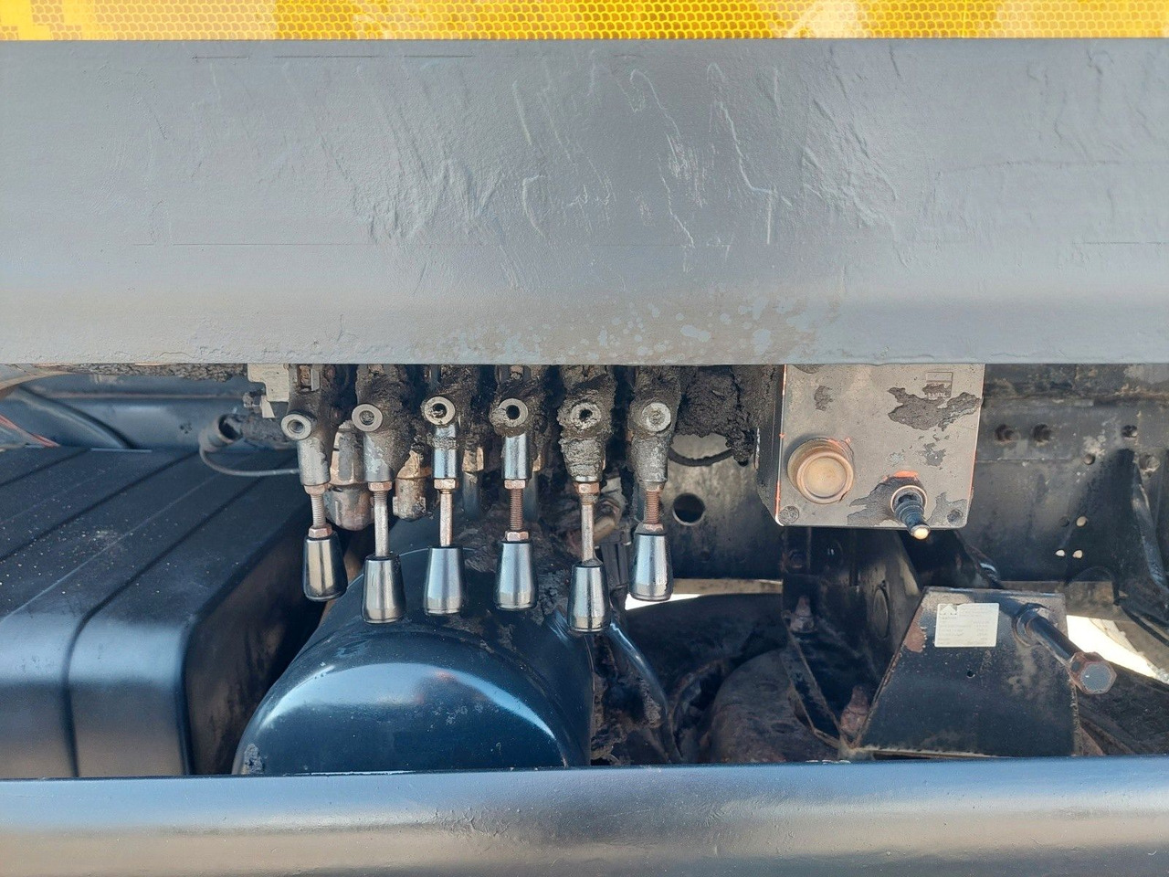 Тентованный грузовик MAN ME 18.280 BB 4x2: фото 9 Тентованный грузовик MAN ME 18.280 BB 4x2: фото 9