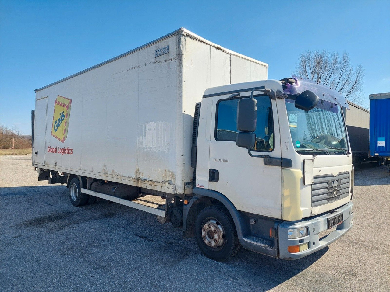 MAN TGL 7.180 4X2 BL - Фургон с закрытым кузовом: фото 2 MAN TGL 7.180 4X2 BL - Фургон с закрытым кузовом: фото 2