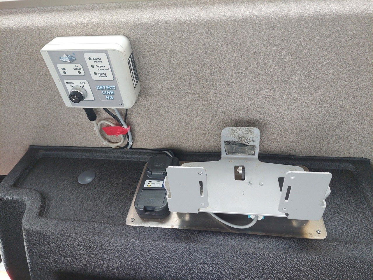 Автобетоносмеситель MAN TGS 32.420 BB Stetter AM 8 FHCBL + Theam T3D16: фото 20 Автобетоносмеситель MAN TGS 32.420 BB Stetter AM 8 FHCBL + Theam T3D16: фото 20