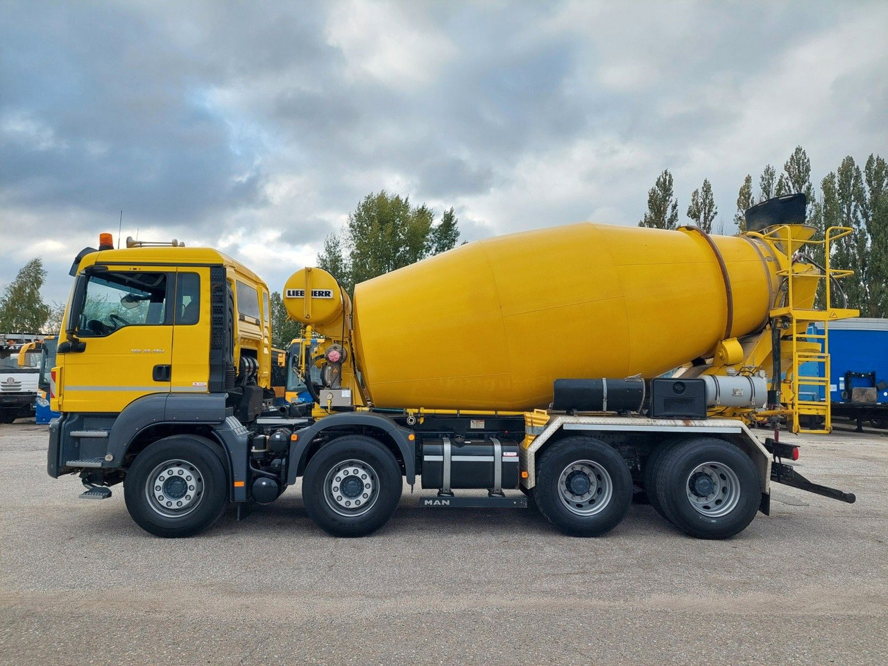 MAN TGS 32.460 8X4 BB Liebherr 9 m³ - Автобетоносмеситель: фото 5 MAN TGS 32.460 8X4 BB Liebherr 9 m³ - Автобетоносмеситель: фото 5