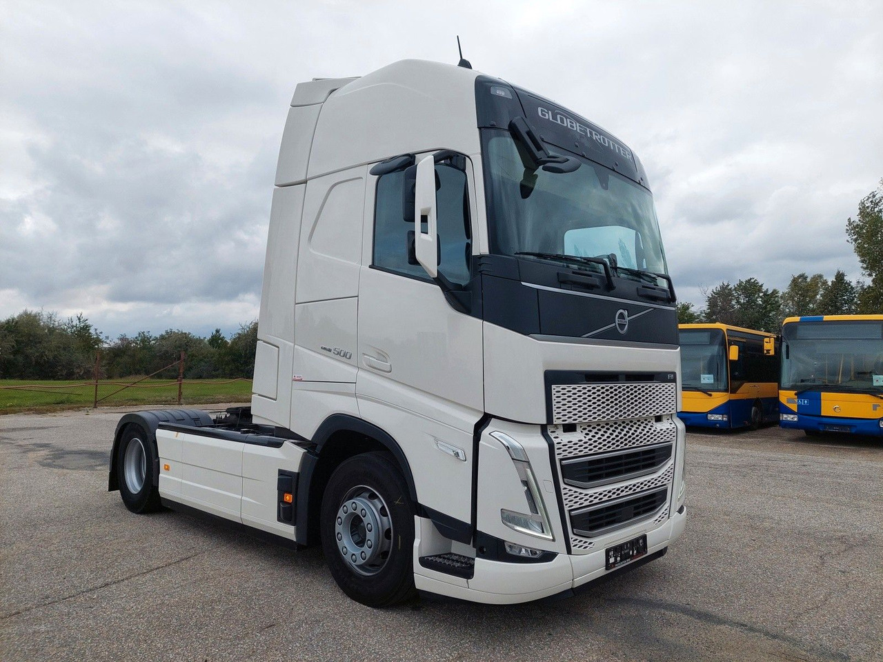 Volvo FH 13 Globetrotter XL 500 - Тягач: фото 2 Volvo FH 13 Globetrotter XL 500 - Тягач: фото 2