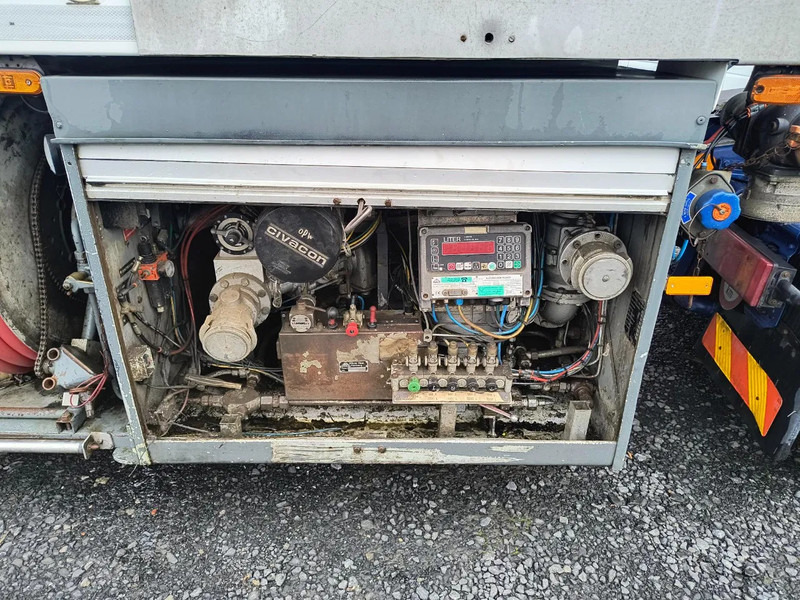 Полуприцеп-цистерна для транспортировки топлива LAG 21000L FUEL/CARBURANT - 4 COMP.: фото 8