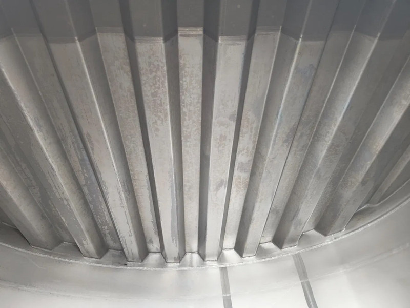 Полуприцеп-цистерна для транспортировки молока MAISONNEUVE 25000L INSULATED INOX TANK - 2 COMP - PUMP: фото 19
