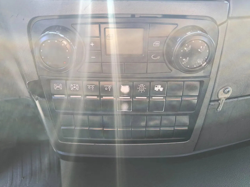 Грузовик-цистерна для транспортировки молока MAN TGS 26.360 15000L INSULATED INOX TANK - 1 COMP - INTARDER: фото 10