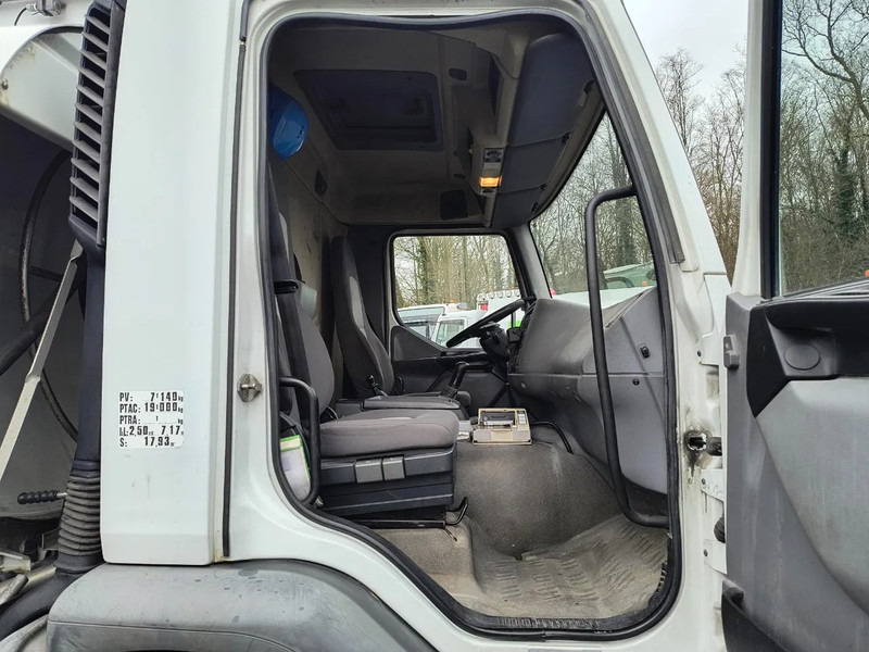 Renault Premium 270 13500L FUEL / CARBURANT TRUCK - 5 COMP - LEAF / LAMES в лизинг Renault Premium 270 13500L FUEL / CARBURANT TRUCK - 5 COMP - LEAF / LAMES: фото 14