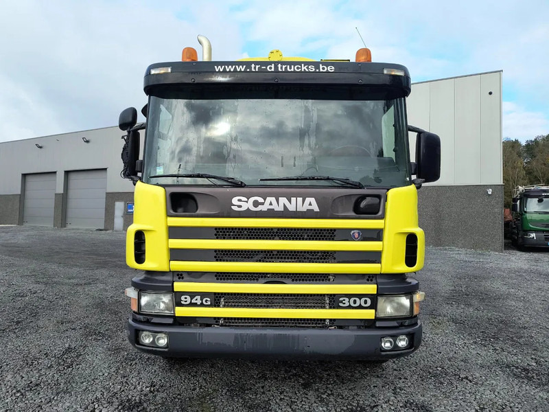 Scania 94 G.300 6X2 FOODBULK SILO - 8 COMP. - STEERING AXLE - Грузовик-цистерна: фото 2 Scania 94 G.300 6X2 FOODBULK SILO - 8 COMP. - STEERING AXLE - Грузовик-цистерна: фото 2