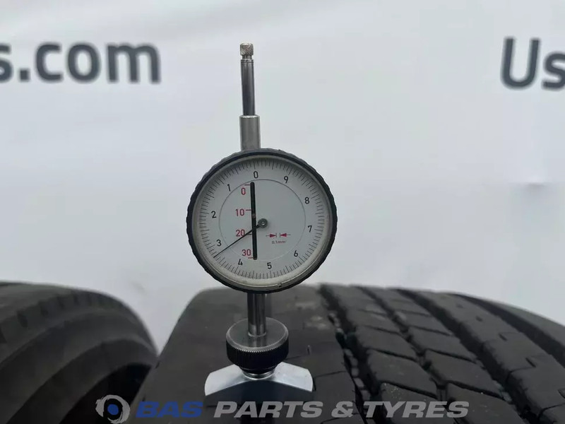 Bridgestone Bridgestone 385/65R22.5 RW-STEER001 164/158 K M+S 3PMSF gebruikte set - Шина для Грузовиков: фото 3 Bridgestone Bridgestone 385/65R22.5 RW-STEER001 164/158 K M+S 3PMSF gebruikte set - Шина для Грузовиков: фото 3