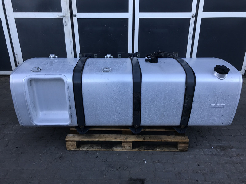 DAF Brandstoftank DAF 765 Liter 1659141 - Топливный бак для Грузовиков: фото 1 DAF Brandstoftank DAF 765 Liter 1659141 - Топливный бак для Грузовиков: фото 1